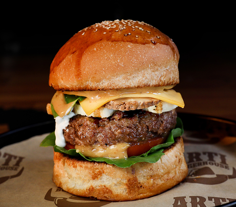 Quatro Formaggi Burger